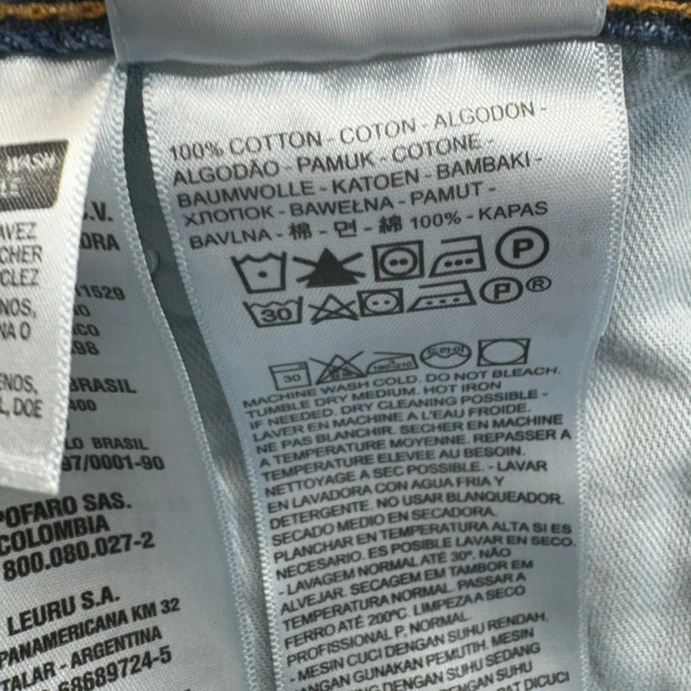 Levis levis 505